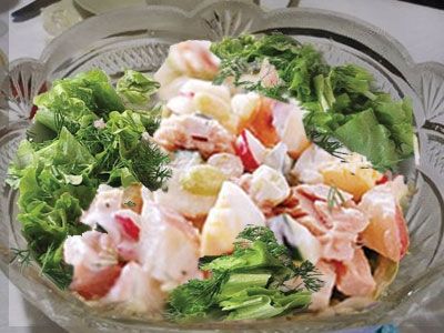 Салат с тунцом и ананасом Салат с тунцом и ананасом