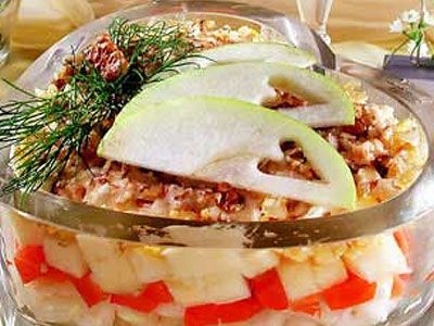 Салат слоеный с яблоками Салат слоеный с яблоками