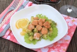 Семга в кунжуте на кабачковой подушке Семга в кунжуте на кабачковой подушке