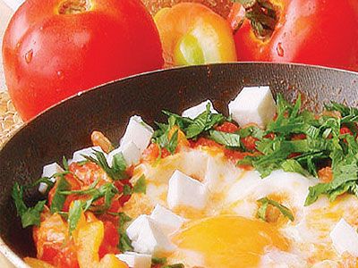 Шакшука с помидорами и сыром Шакшука с помидорами и сыром