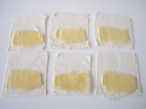 Слойки с сыром
