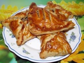 Слоёные пирожки с мясом Слоёные пирожки с мясом