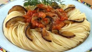 Спагетти с соусом из баклажанов Спагетти с соусом из баклажанов