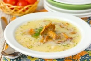 Суп с лисичками и плавленым сыром Суп с лисичками и плавленым сыром