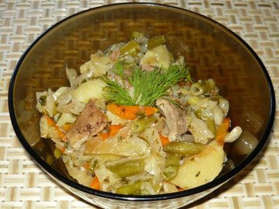 Свинина тушеная с капустой и стручковой фасолью Свинина тушеная с капустой и стручковой фасолью