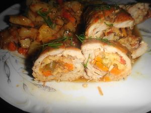 Свинные рулетики с соусом Свинные рулетики с соусом