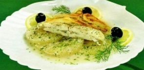 Тушеная камбала с овощами в мультиварке Тушеная камбала с овощами в мультиварке