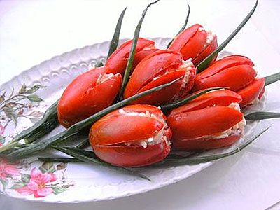 Тюльпаны из томатов Тюльпаны из томатов