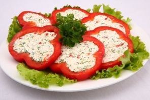 Холодная закуска из перца с чесноком