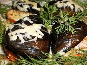 Закуска из баклажанов с помидорами и петрушкой Закуска из баклажанов с помидорами и петрушкой