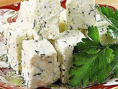 Закуска из брынзы «Праздничная»