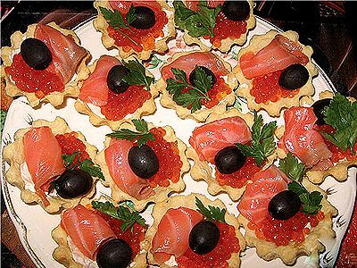 Закусочные корзинки с семгой Закусочные корзинки с семгой