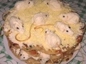 Закусочный торт "Мышкин праздник" Закусочный торт "Мышкин праздник"