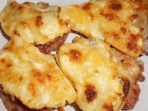 Запеченное мясо под ананасами Запеченное мясо под ананасами