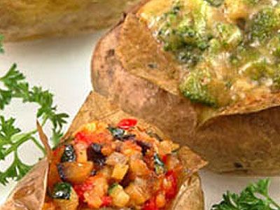 Запеченный картофель с брокколи Запеченный картофель с брокколи