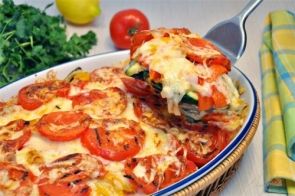 Запеканка из риса и мяса с овощами и сыром Запеканка из риса и мяса с овощами и сыром
