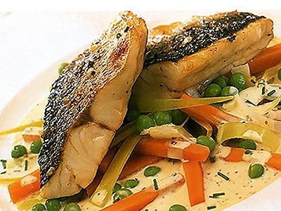 Жареная рыба с овощами Жареная рыба с овощами