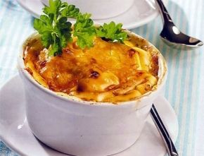 Жульен из курицы с маслинами по-гречески Жульен из курицы с маслинами по-гречески