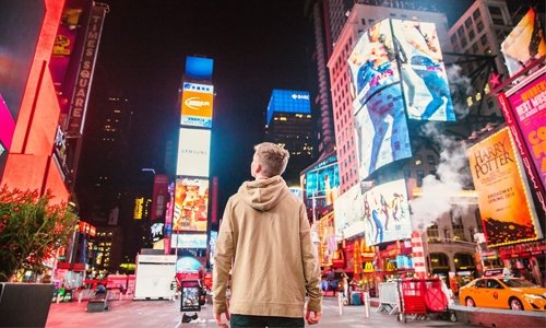 В чём смысл наружной рекламы для бизнеса